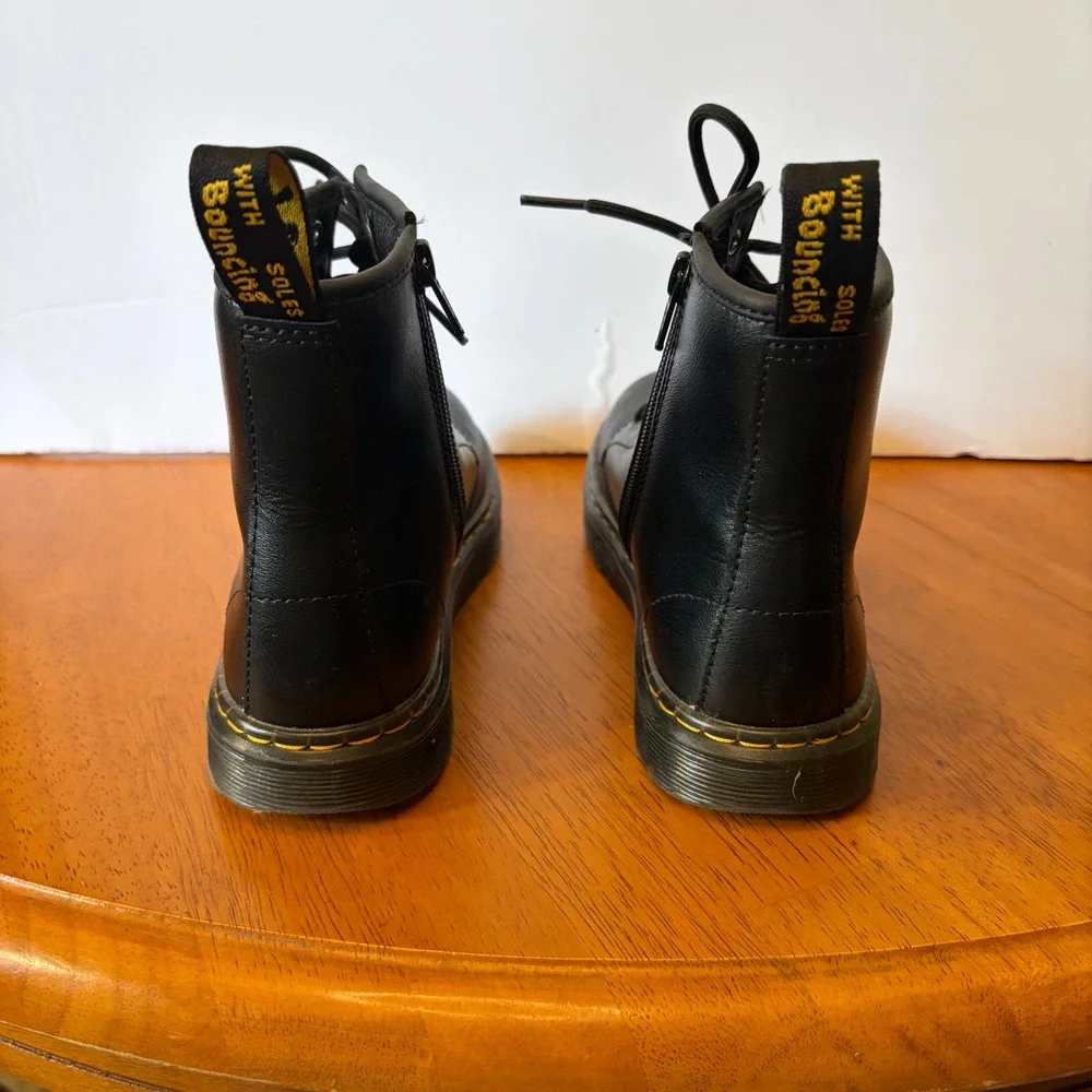 Dr. Martens Zavala J Black‎ Leather Lace Up Side Zip Combat Boots Kids Size 4 5